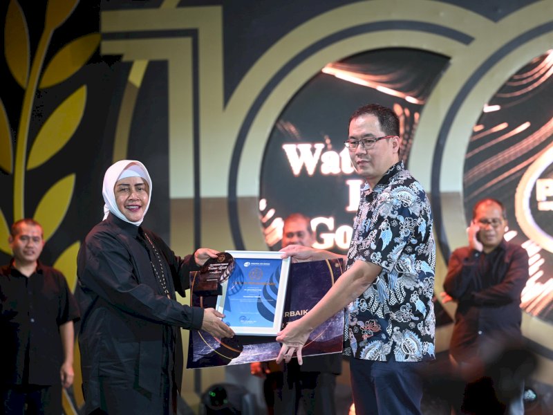 Indira Yusuf Ismail Meriahkan Malam Puncak HUT Satu Abad PDAM Kota Makassar