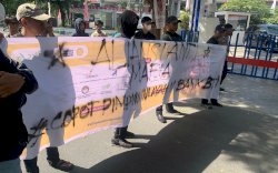 Rumah Warga Kodam 3 Biringkanaya Lunas Bertahun Tahun, Sertifikat Belum Diterima, Aliansi Mafia Tanah Demo Bank BTN