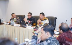 Tantangan Ekonomi Tahun Depan Lebih Berat, Sekda Sulsel Jufri Rahman Minta TPAKD Optimalkan Program OJK