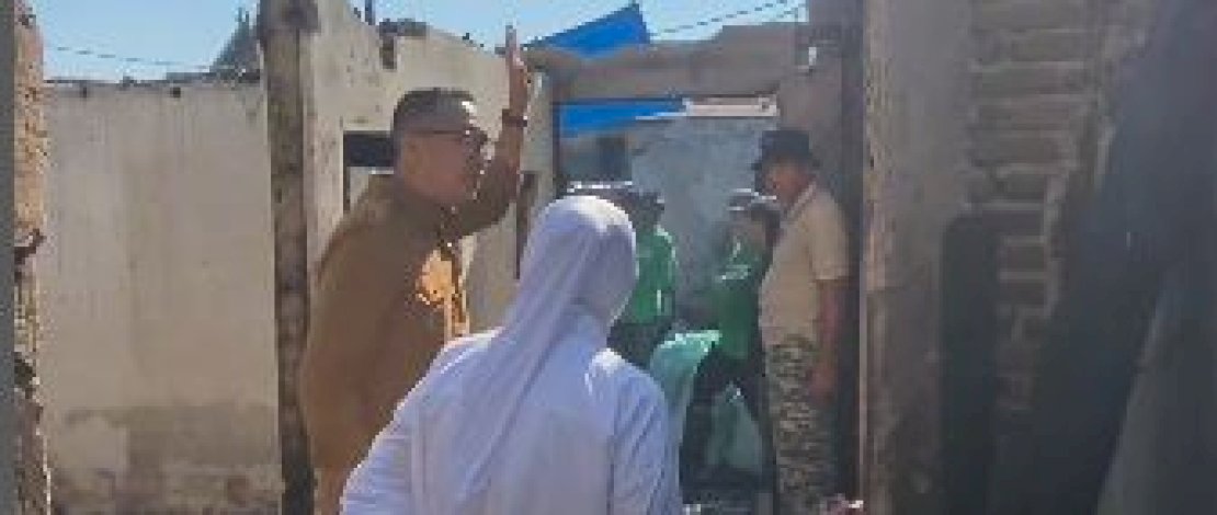 Camat Makassar Dampingi Indira Yusuf Ismail Tinjau Lokasi Kebakaran&nbsp;