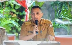 Camat Makassar Gelar Rapat Koordinasi Persiapan Malam Pesta Rakyat HUT RI ke-79