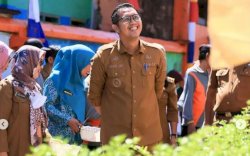 Camat Makassar Hadiri Panen Bersama Warga Lorong Wisata Den Helder