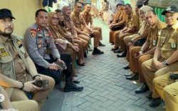 Camat Makassar Husni Mubarak Dampingi Kadis Sosial Tinjau Lokasi Kebakaran di Maccini Gusung