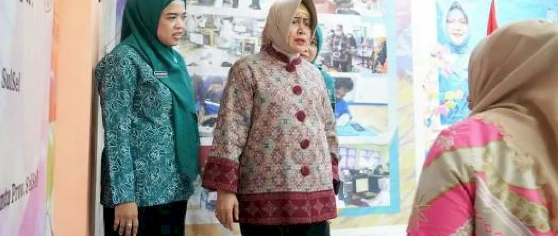 Indira Jusuf Ismail Buka Bimbingan Teknis Kader Pokja IV&nbsp;Kecamatan&nbsp;Makassar