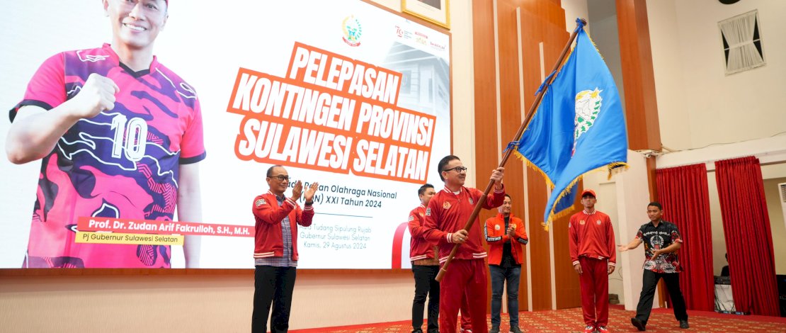 Sekretaris Daerah Jufri Rahman, memimpin langsung Kontingen Sulsel yang akan berkompetisi di Pekan Olahraga Nasional (PON) XXI Aceh - Sumatera Utara (Sumut), 8 - 20 September 2024.