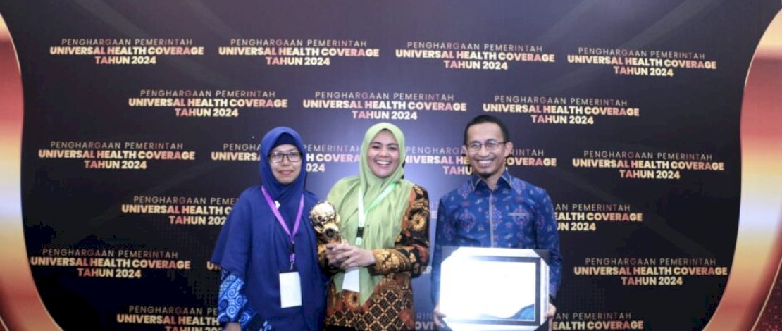 Pemkab Maros Raih Penghargaan UHC Madya dari Pemerintah Pusat
