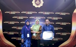 Pemkab Maros Raih Penghargaan UHC Madya dari Pemerintah Pusat