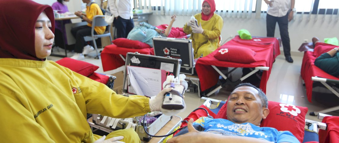 Aksi Sosial Donor Darah Warnai Dies Natalis ke-33 Poltekpar Makassar Aksi Sosial Donor Darah Warnai Dies Natalis ke-33 Poltekpar Makassar