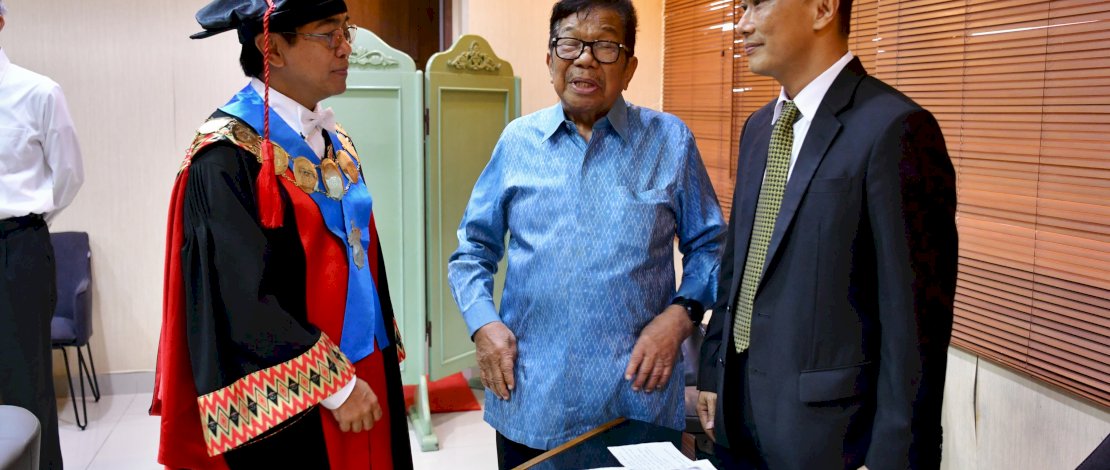 Rektor Universitas Hasanuddin, Prof Jamaluddin Jompa, mengapresiasi dan menyambut baik program beasiswa Pemerintah Provinsi (Pemprov) Sulsel untuk tenaga pendidik dan Aparatur Sipil Negara (ASN), yang diinisiasi Penjabat Gubernur Prof Zudan Arif Fakrulloh.