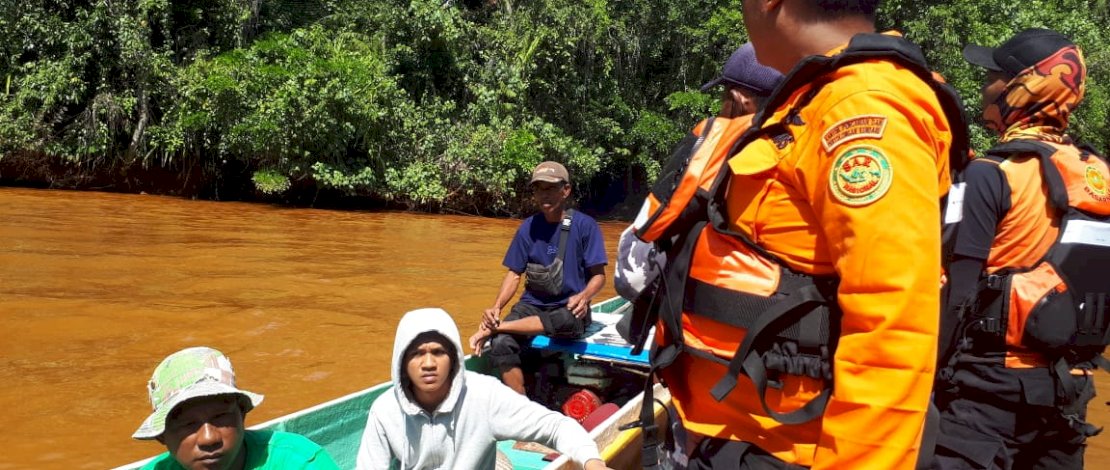 Tim SAR gabungan saat melakukan pencarian seorang nelayan yang diterkam buaya.(IST) Tim SAR gabungan saat melakukan pencarian seorang nelayan yang diterkam buaya.(IST)
