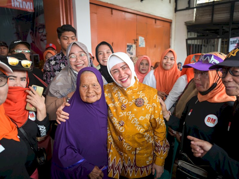 Komunitas Masyarakat di Barombong Deklarasi Dukung Pasangan Indira-Ilham Fauzi di Pilwali 2024