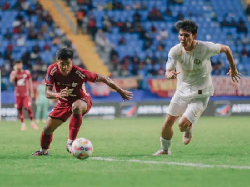 Arema FC Curi Tiga Poin di Kandang PSM Makassar
