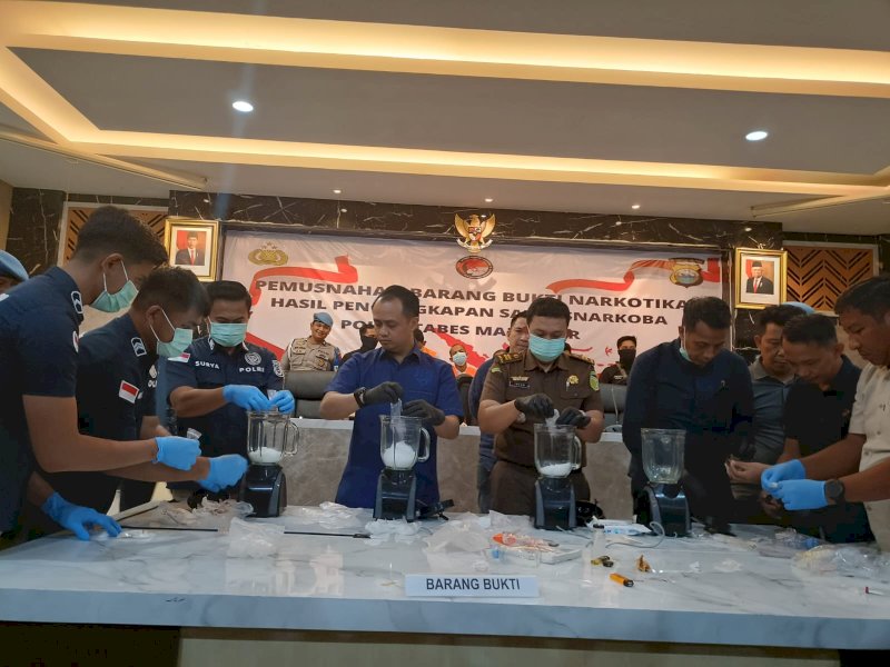 Polrestabes Makassar Musnahkan 1,1 Kg Sabu Jaringan Lintas Provinsi