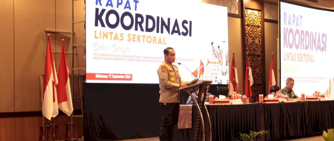 Kapolda Sulsel Irjen Pol Andi Rian R Djajadi saat memimpi rakor lintas sektor di Hotel Harper Makassar. (IST_ Kapolda Sulsel Irjen Pol Andi Rian R Djajadi saat memimpi rakor lintas sektor di Hotel Harper Makassar. (IST_