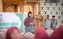 Indira Yusuf Ismail Dorong Peserta Majelis Taklim Sosialisasikan Asmaul Husna ke Masyarakat
