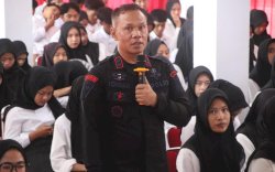 Hadir Sebagai Pemateri di Kuliah Perdana Uncapi, Danyon Brimob Bone Paparkan Soal Wawasan Kebangsaan