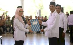 Ratusan Anggota BPD Luwu Utara Terima SK Perpanjangan Jabatan