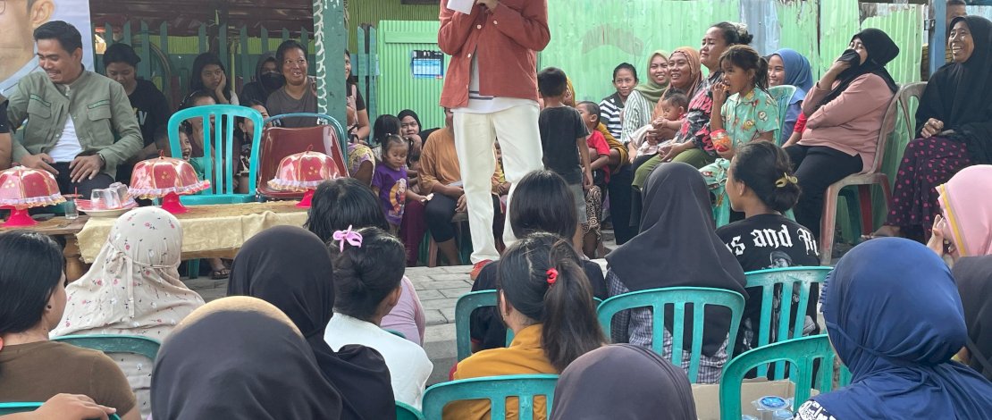 Calon Wakil Walikota Makassar, Ilham Fauzi Amir Uskara, kembali melakukan kunjungan sekaligus tatap muka bersama warga Kota Makassar di beberapa titik di dua kecamatan, Kamis, 19 September 2024.
