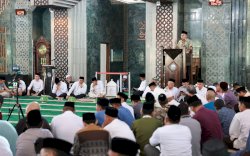 Danny Pomanto Maulid Bareng Pengurus dan Jemaah Masjid Al-Markaz, Siapkan Anggaran Rp1 Miliar Tahun Depan