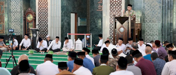 Danny Pomanto Maulid Bareng Pengurus dan Jemaah Masjid Al-Markaz, Siapkan Anggaran Rp1 Miliar Tahun Depan