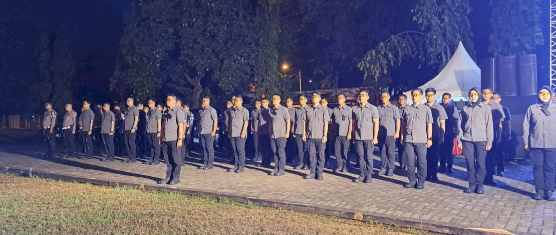 Penyerahan Satgas Pamwal VIP Ops Mantap Praja Pallawa 2024-2025 kepada pasangan calon gubernur dan wakil gubernur, Ketua KPU l, dan Ketua Bawaslu Sulsel. Penyerahan Satgas Pamwal VIP Ops Mantap Praja Pallawa 2024-2025 kepada pasangan calon gubernur dan wakil gubernur, Ketua KPU l, dan Ketua Bawaslu Sulsel.