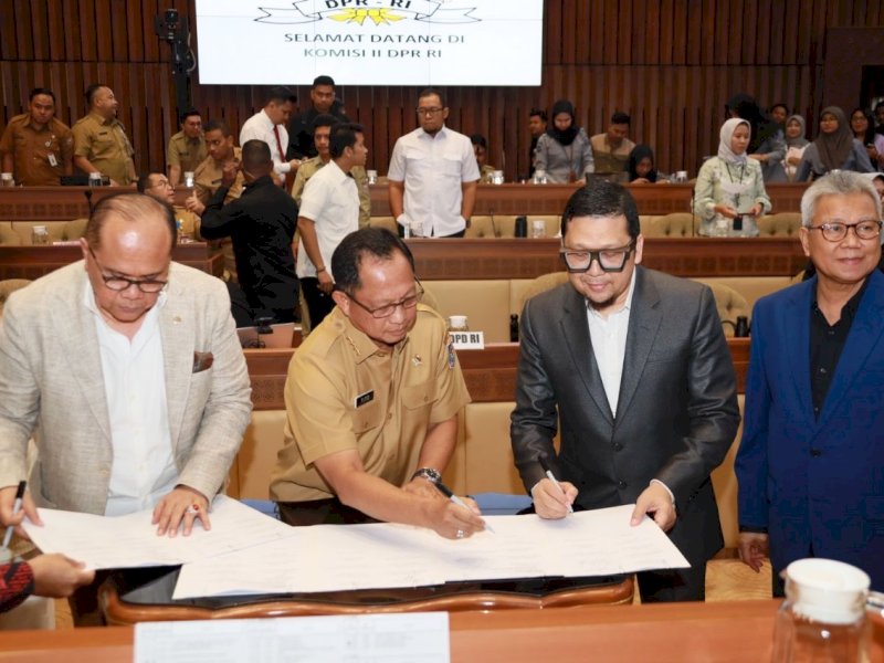DPR RI, Pemerintah dan DPD RI Setuju 79 RUU Kabupaten/Kota Dibawa ke Sidang Paripurna