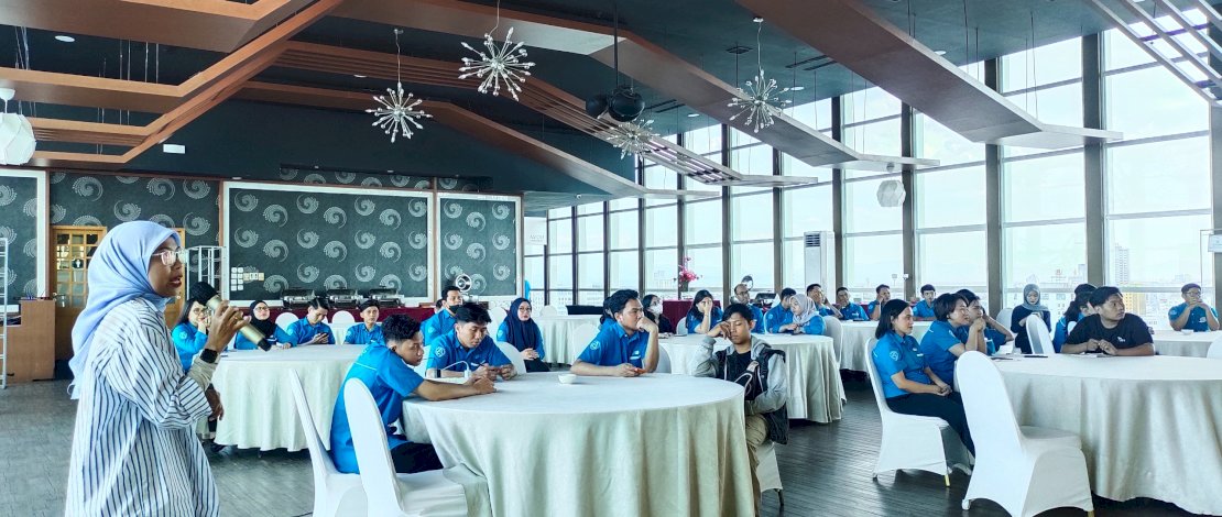 Aston Makassar Tingkatkan Pelayanan Lewat Program Pelatihan Bahasa Inggris untuk Karyawan