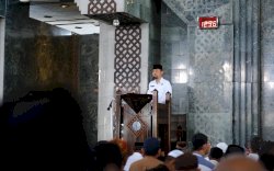 Pjs Arwin Azis Ajak Jemaah Masjid Al-Markaz Wujudkan Suasana Damai di Pilkada Serentak