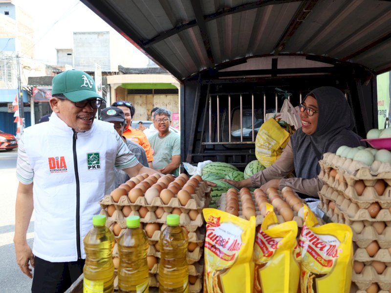 Kampanye Perdana, Cawagub Azhar dengar Harapan Pedagang di Pinrang