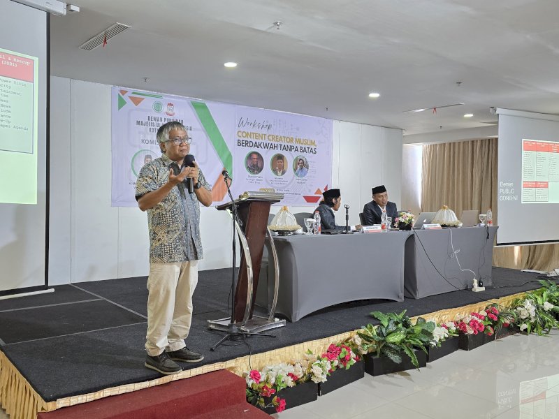 MUI Kota Makassar Latih Mubaligh Jadi Content Creator Muslim
