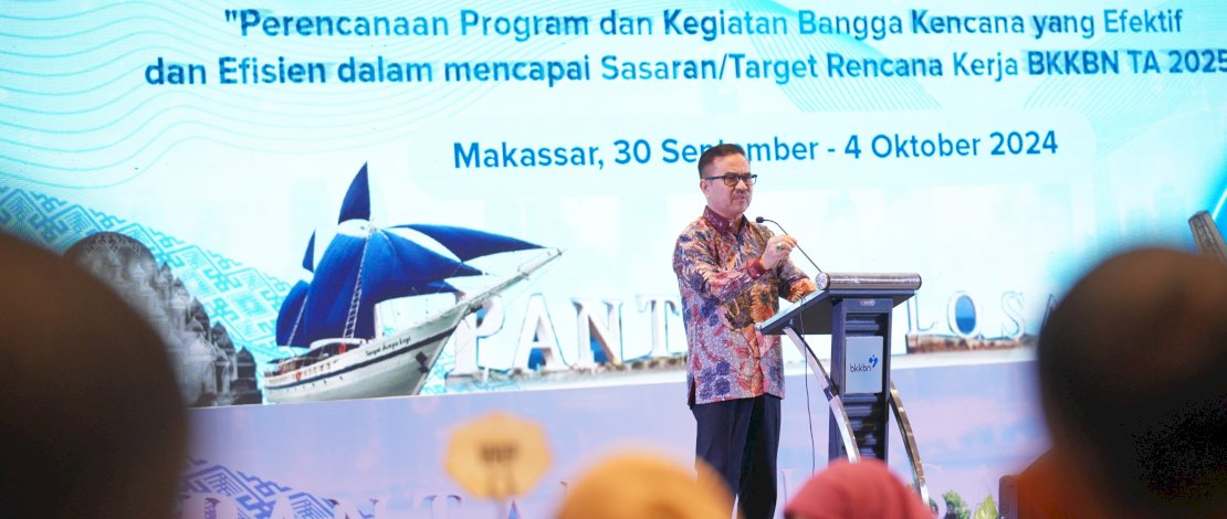 Jufri Rahman dalam kegiatan Konsolidasi Perencanaan dan Penganggaran Program Pembangunan Keluarga, Kependudukan dan Keluarga Berencana Tahun Anggaran 2025, yang digelar BKKBN, di Hotel Grand Claro, Makassar, Senin 30 September 2024.
Jufri Rahman dalam kegiatan Konsolidasi Perencanaan dan Penganggaran Program Pembangunan Keluarga, Kependudukan dan Keluarga Berencana Tahun Anggaran 2025, yang digelar BKKBN, di Hotel Grand Claro, Makassar, Senin 30 September 2024.