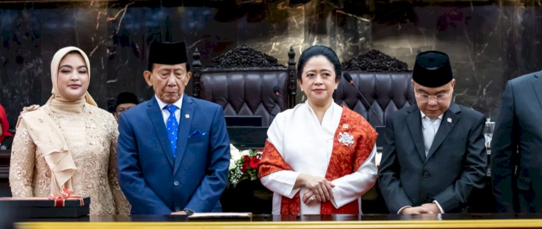 Puan Maharani kembali terpilih sebagai Ketua DPR RI. Puan Maharani kembali terpilih sebagai Ketua DPR RI.