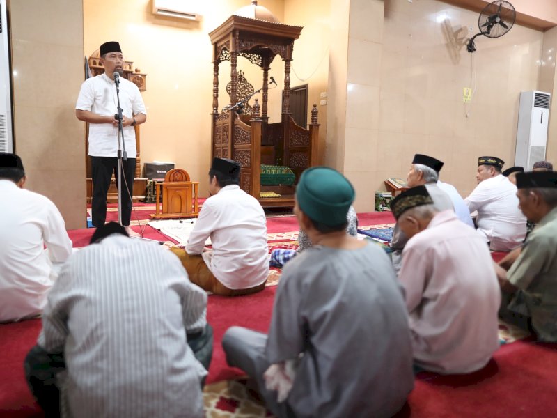 Safari Subuh, Pjs Wali Kota Makassar Ajak Jamaah Berpilkada dengan Bijak