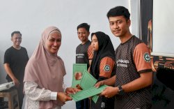 Bupati Luwu Utara Serahkan Sertifikat Pelatihan Operator Alat Berat kepada 65 Peserta