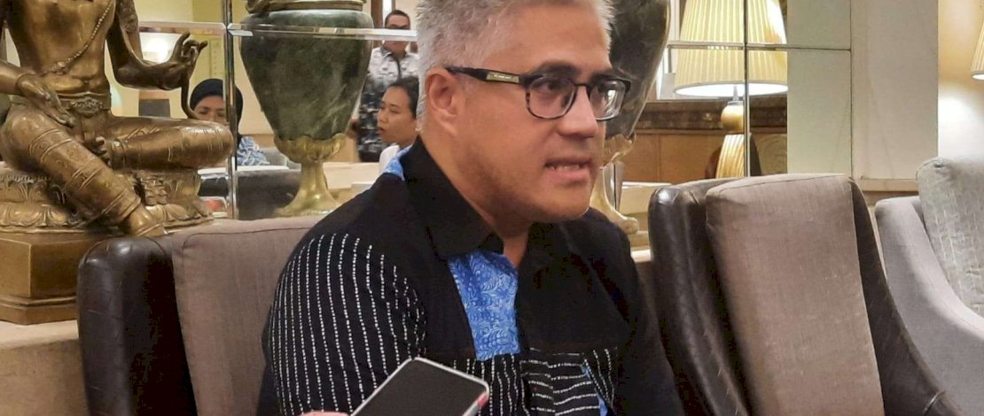 Roy Sumirat Roy Sumirat