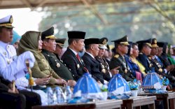 Pjs Wali Kota Makassar Arwin Azis Ikut Semarakkan Upacara HUT TNI di Karebosi