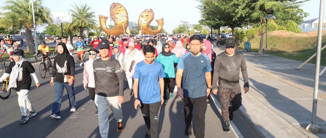 Jalan Sehat dan Senam Bersama, Pjs Wali Kota Makassar : Olahraga Investasi Berharga