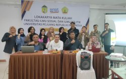 FISIP UPRI Makassar Sukses Gelar Lokakarya Kurikulum, Fokus pada Relevansi dan Inovasi di Era Digital