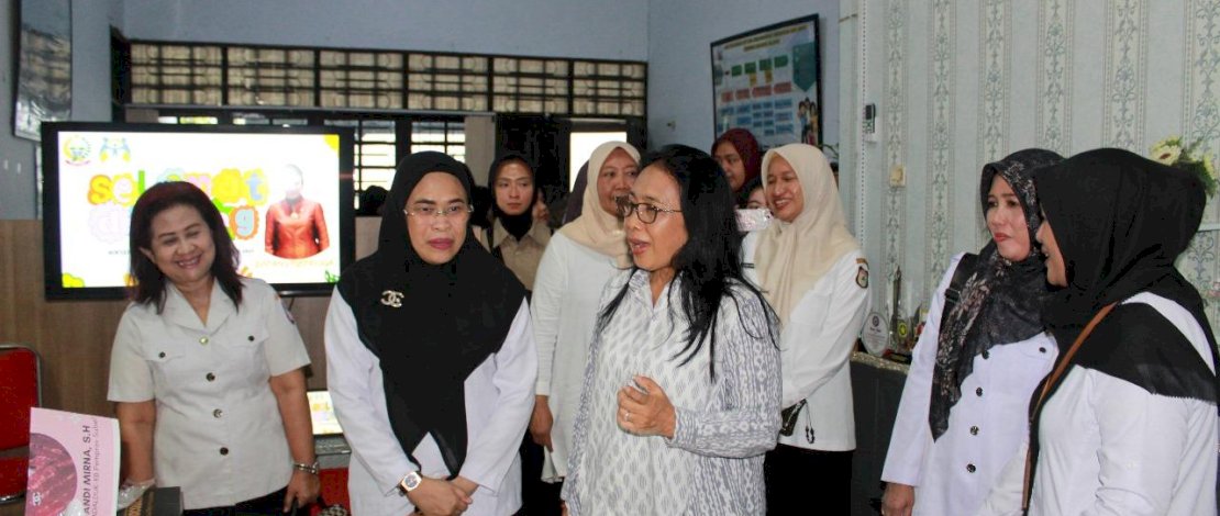 Menteri Bintang Puspayoga melakukan kunjungan ke UPT Perlindungan Perempuan dan Anak (PPA) Provinsi Sulsel, kemarin, Rabu, 9 Oktober 2024.
