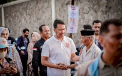 Seto - Rezki Komitmen Berikan Seragam Sekolah Gratis dengan Kualitas Terbaik