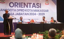 Pjs Wali Kota Makassar Hadiri Penutupan Orientasi Anggota DPRD Kota Makassar 2024-2029