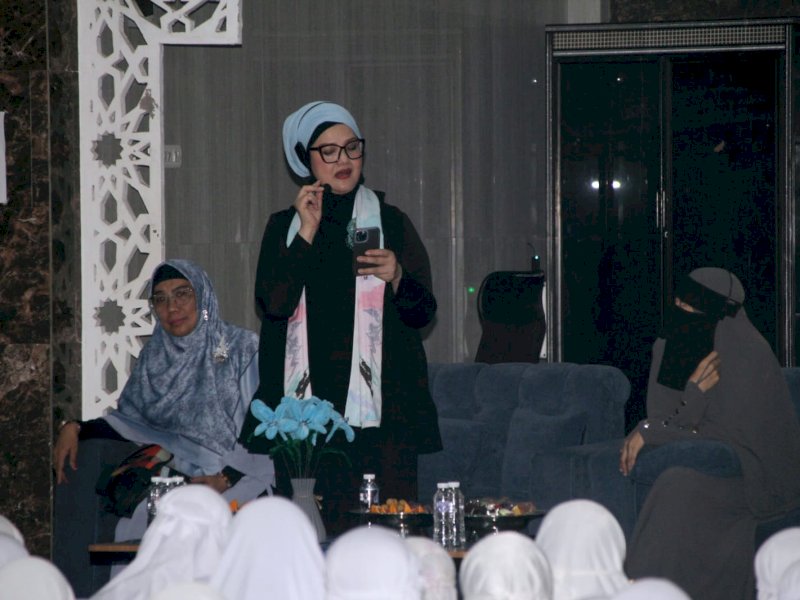 Ratih Sanggarwati Kunjungi Pesantren Darul Aman Gombara, Tempat Anis Matta Menimba Ilmu