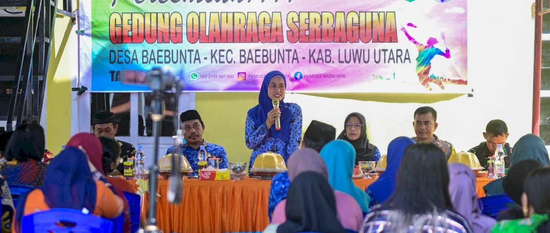 Bupati Luwu Utara, Indah Putri Indriani, meresmikan gedung olah raga seba guna Desa Baebunta, Kecamatan Baebunta, Kamis, 17 Oktober 2024. Bupati Luwu Utara, Indah Putri Indriani, meresmikan gedung olah raga seba guna Desa Baebunta, Kecamatan Baebunta, Kamis, 17 Oktober 2024.