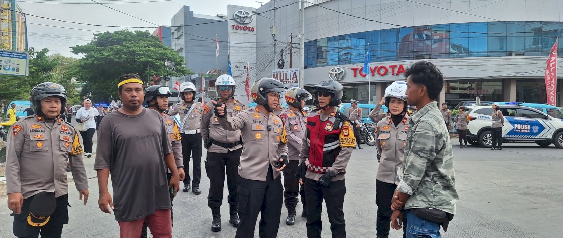 Kepolisian Resor (Polres) Pelabuhan Makassar menggelar patroli gabungan skala besar bersama sejumlah personel TNI, Sabtu, 19 Oktober 2024. 
