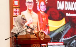 Kukuhkan Bunda Forum Anak Daerah se Sulsel, Ninuk Zudan: Lindungi Anak-anak dari Kekerasan