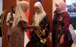 Andi Tenri Anna Dikukuhkan sebagai Bunda Forum Anak Daerah Makassar 2024-2025 