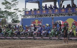 Seri Pamungkas Kratingdaeng Supercrosser 2024 Dirtwar Energy Digelar di GOR Sudiang Makassar