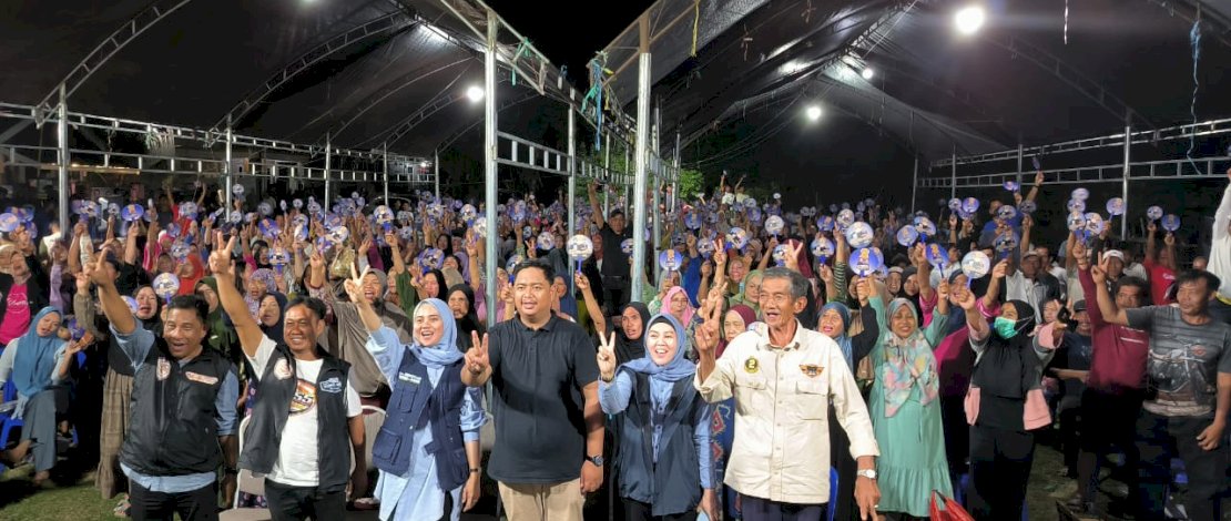 Pasangan dr.Ulfah-MHG Pikat Ribuan Pendukung di Bojo, Siap Bawa Perubahan Nyata di Barru Pasangan dr.Ulfah-MHG Pikat Ribuan Pendukung di Bojo, Siap Bawa Perubahan Nyata di Barru