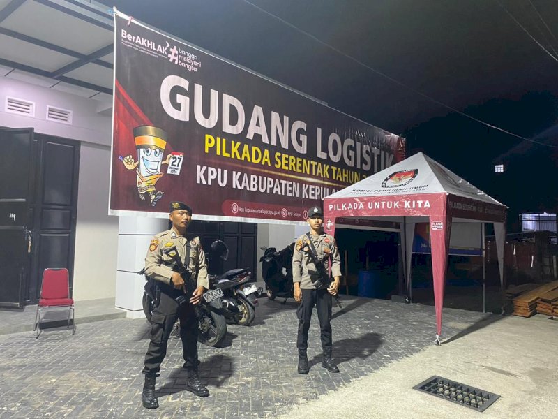 Jaga Ketat Gudang Logistik KPU, Polres Kepulauan Selayar Kerahkan Tiga Regu Pengamanan
