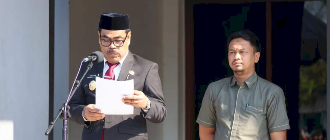 Pj Bupati Pinrang Pimpin Upacara Hari Sumpah Pemuda ke-96, Serukan Peran Vital Pemuda dalam Pembangunan Bangsa Pj Bupati Pinrang Pimpin Upacara Hari Sumpah Pemuda ke-96, Serukan Peran Vital Pemuda dalam Pembangunan Bangsa